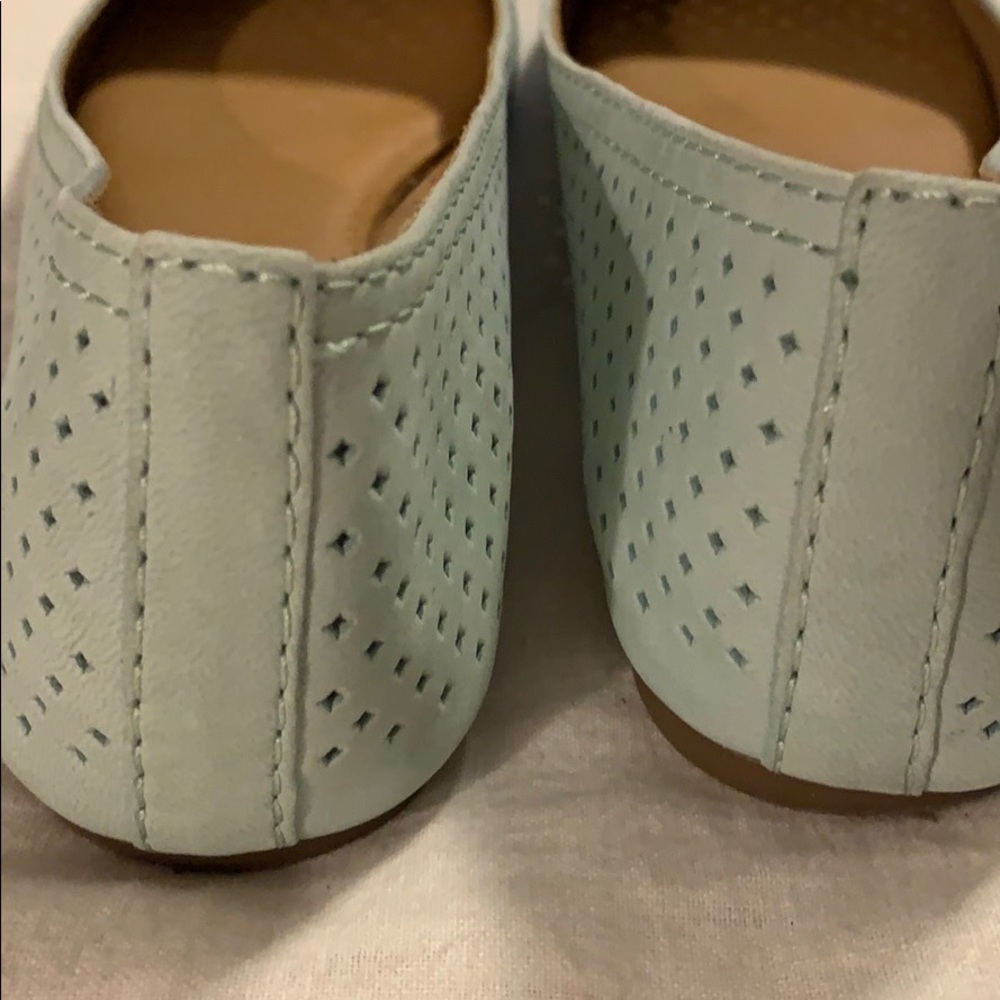 Flats - Picture 4 of 5